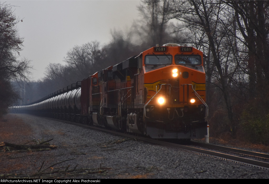 BNSF 7681